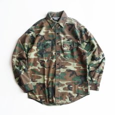 画像1: 〜80's FIVE BROTHER COTTON POLYESTER PRINT WOODLAND CAMOUFLAGE FLANNEL SHIRT "MADE IN USA" (1)