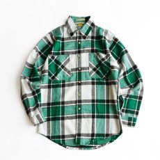 画像1: 80's ST. JOHN'S BAY COTTON CHECK "BIG MAC FLANNEL" HEAVY FLANNEL SHIRT "MADE IN USA" "MINT CONDITION" (1)
