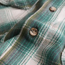 画像8: 〜90's FIELD & STREAM COTTON CHECK HEAVY FLANNEL SHIRT (8)