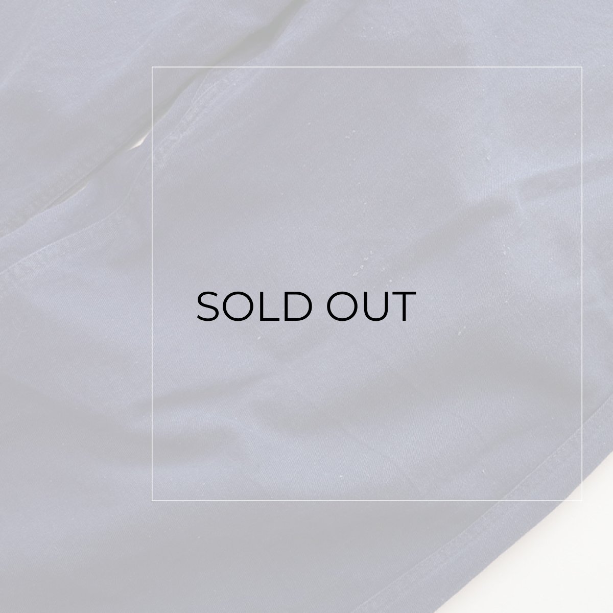 両ももに細かなキズ