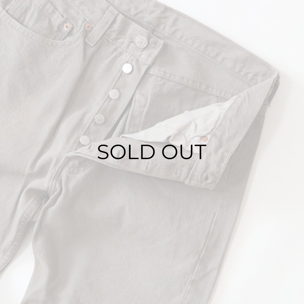 画像4: LEVI'S 501 OVER DYED DENIM PANTS "made in USA" 【Gray Beige  W31 程度】 (4)