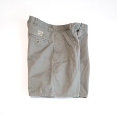 画像2: 90's Polo by Ralph Lauren "POLO CHINO" COTTON TWILL TUCK SHORTS【W37 程度】 (2)