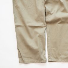 画像4: 80's UNKNOWN BRAND COTTON TWILL TUCK PANTS【W31 x L30 程度】 (4)