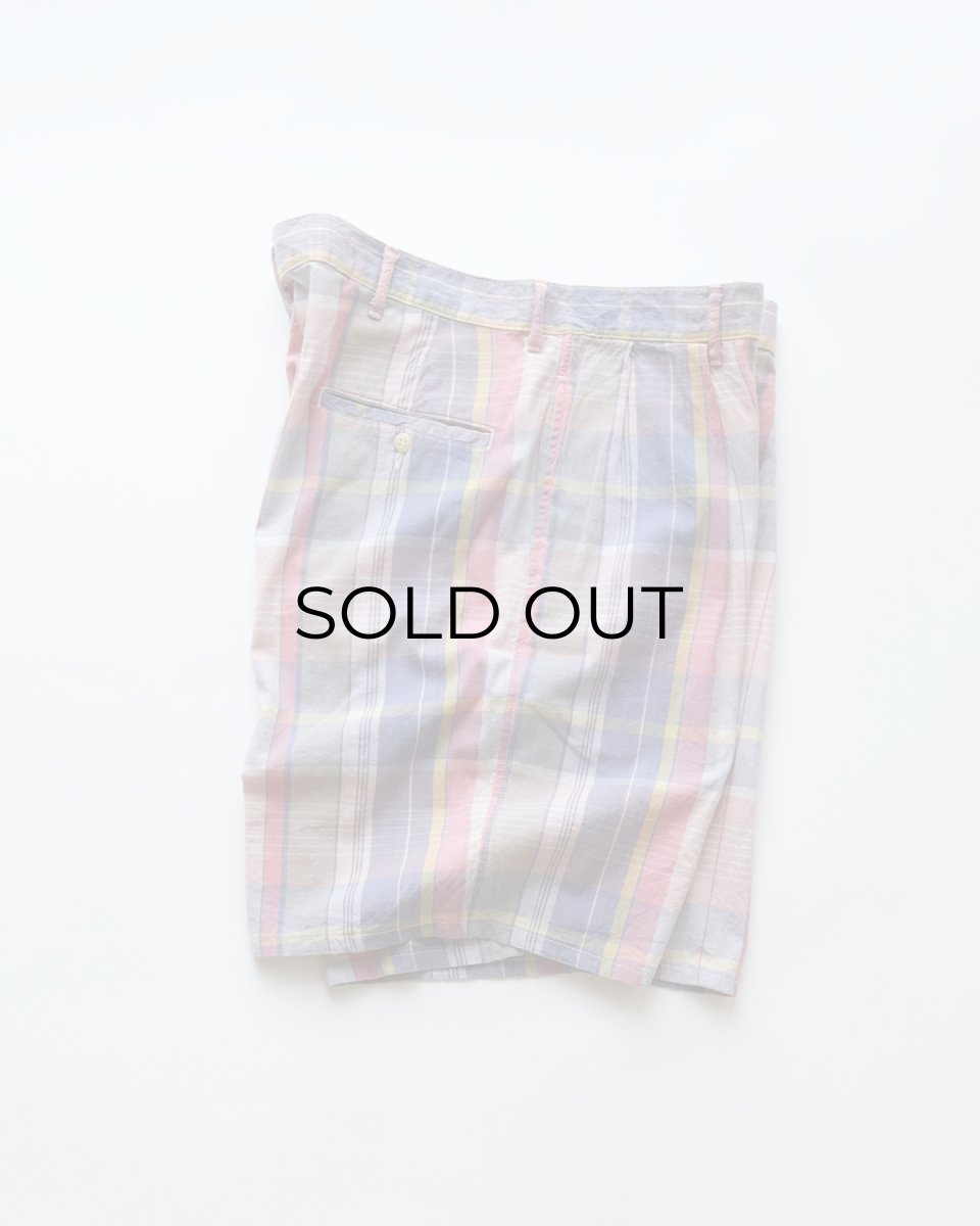 画像2: 〜90's Polo by Ralph Lauren COTTON MADRAS CHECK TUCK SHORTS "MADE IN USA" 【W36 程度】 (2)