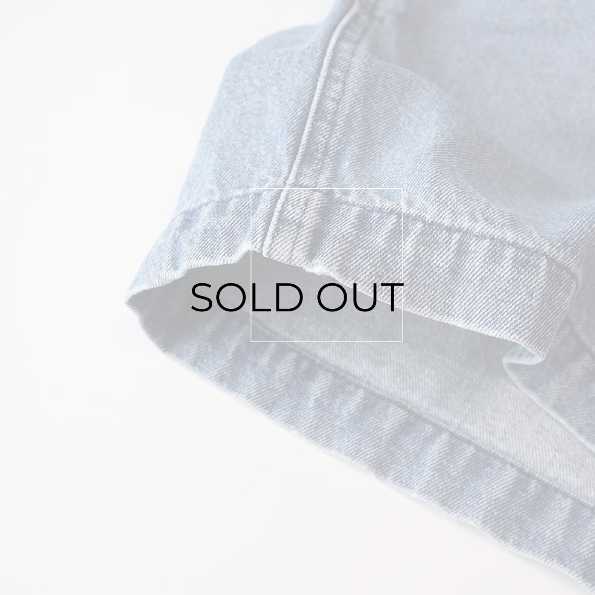 画像9: 90's DOCKERS COTTON DENIM TUCK SHORTS 【W35 程度】 (9)