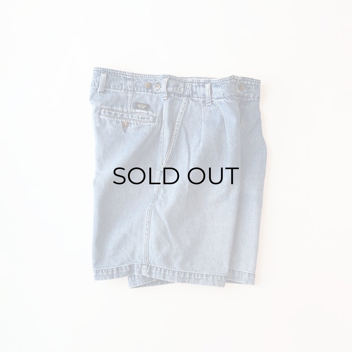 画像1: 90's DOCKERS COTTON DENIM TUCK SHORTS 【W35 程度】 (1)