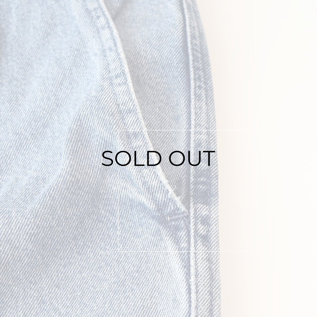 画像10: 90's DOCKERS COTTON DENIM TUCK SHORTS 【W36 程度】 (10)