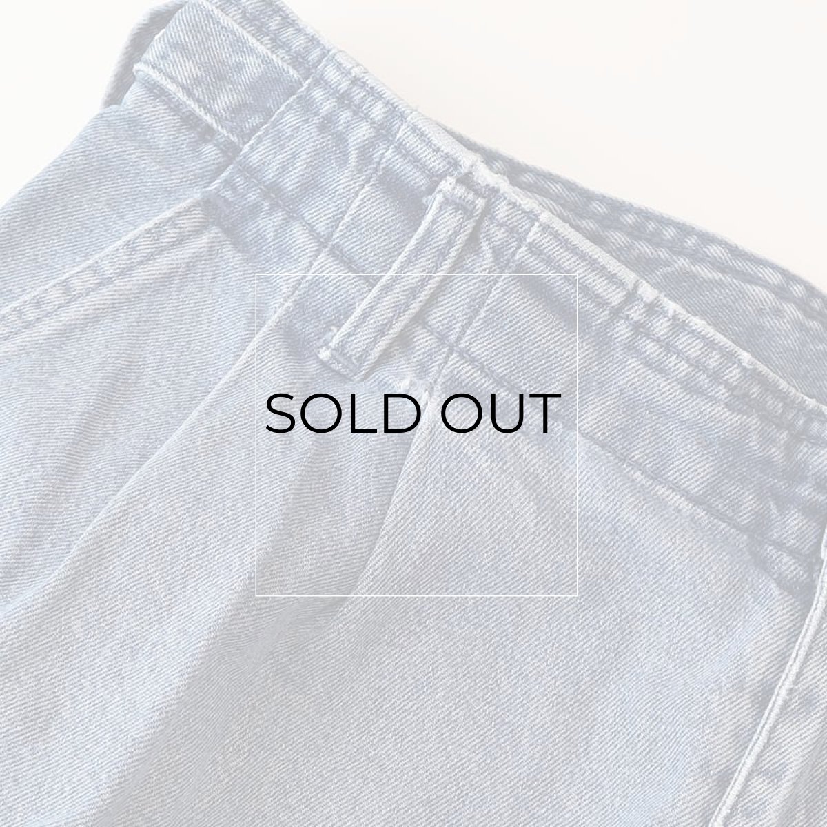 画像9: 90's DOCKERS COTTON DENIM TUCK SHORTS 【W36 程度】 (9)