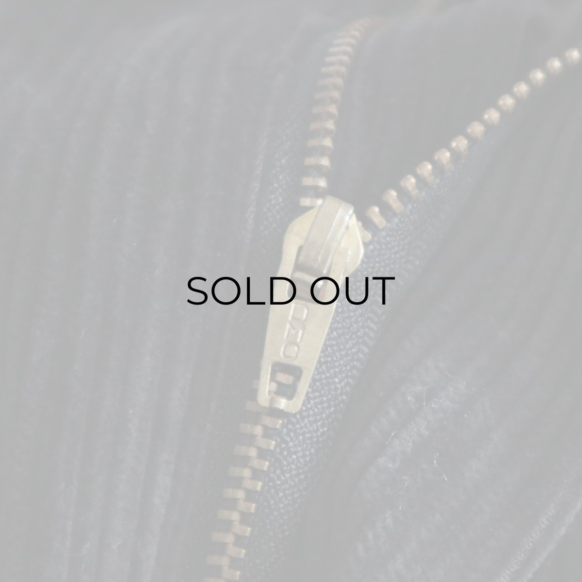 画像9: OLD UNKNOWN BRAND BLACK WIDE WALE CORDUROY TUCK PANTS 【SIZE : W31 x L26 程度】 (9)