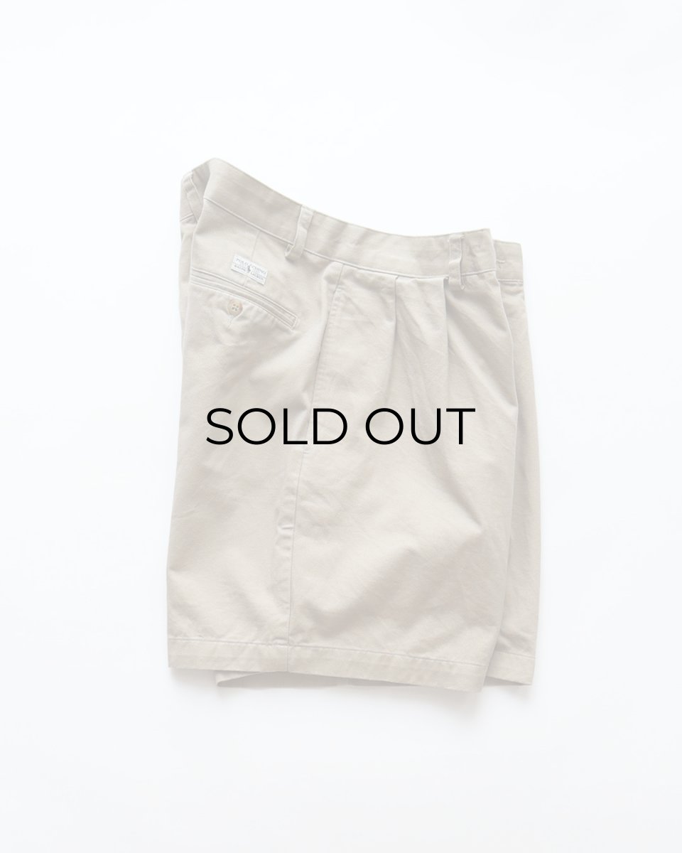 画像2: 〜00's Polo by Ralph Lauren "POLO CHINO" COTTON TWILL TUCK SHORTS 【W34 程度】 (2)