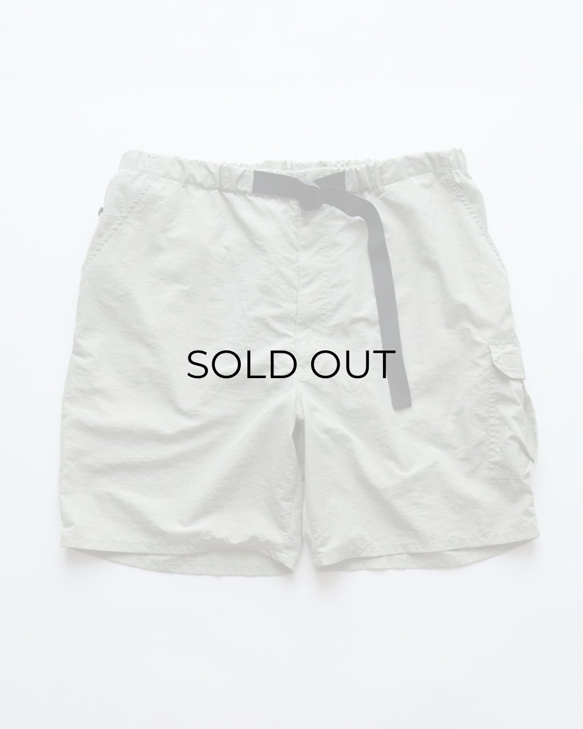 画像1: 90's ST. JOHN'S BAY NYLON CARGO TREKKING SHORTS (1)