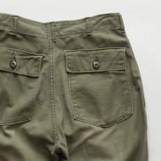 画像6: 60's US ARMY COTTON SATEEN UTILITY BAKER PANTS 【SIZE W29 x L29.5 程度】 (6)