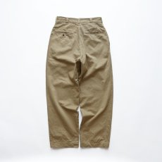 画像2: 60's US MILITARY COTTON TWILL KHAKI TROUSERS【W28 x L27 程度】 (2)