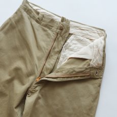 画像4: 60's US MILITARY COTTON TWILL KHAKI TROUSERS【W28 x L27 程度】 (4)