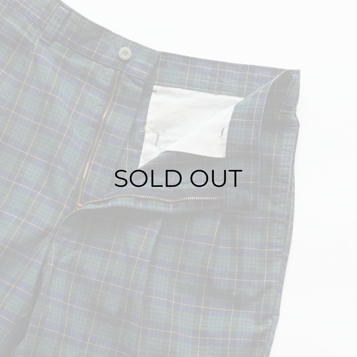 画像4: 80's DOCKERS COTTON CHECK TUCK SHORTS "MADE IN USA" 【W33 程度】 (4)
