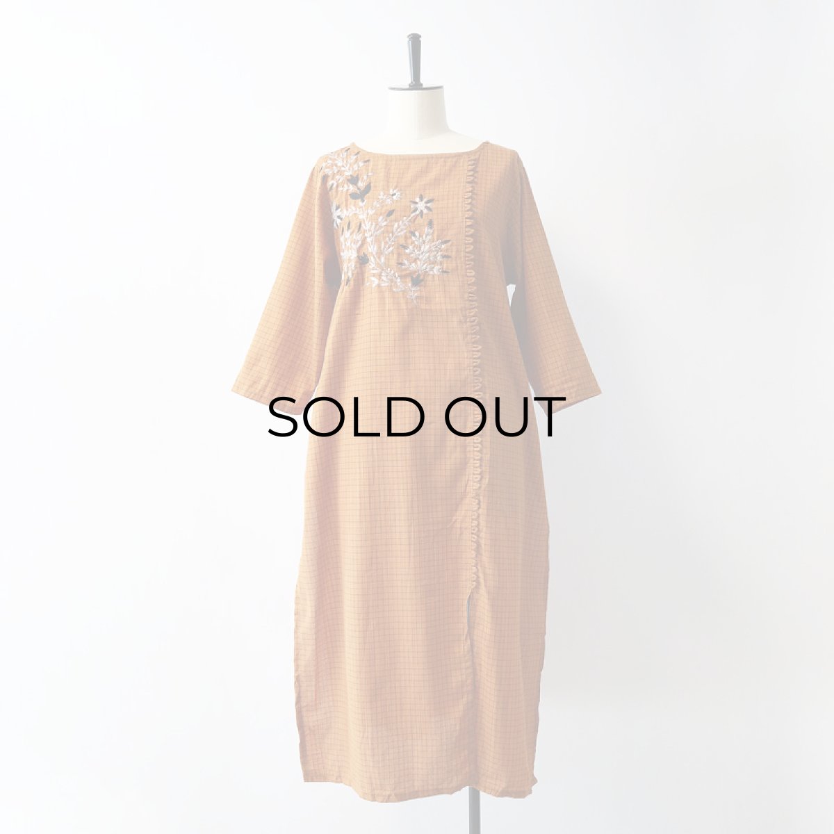 画像9: OLD UNKNOWN BRAND CHECK EMBROIDERED DRESS (9)
