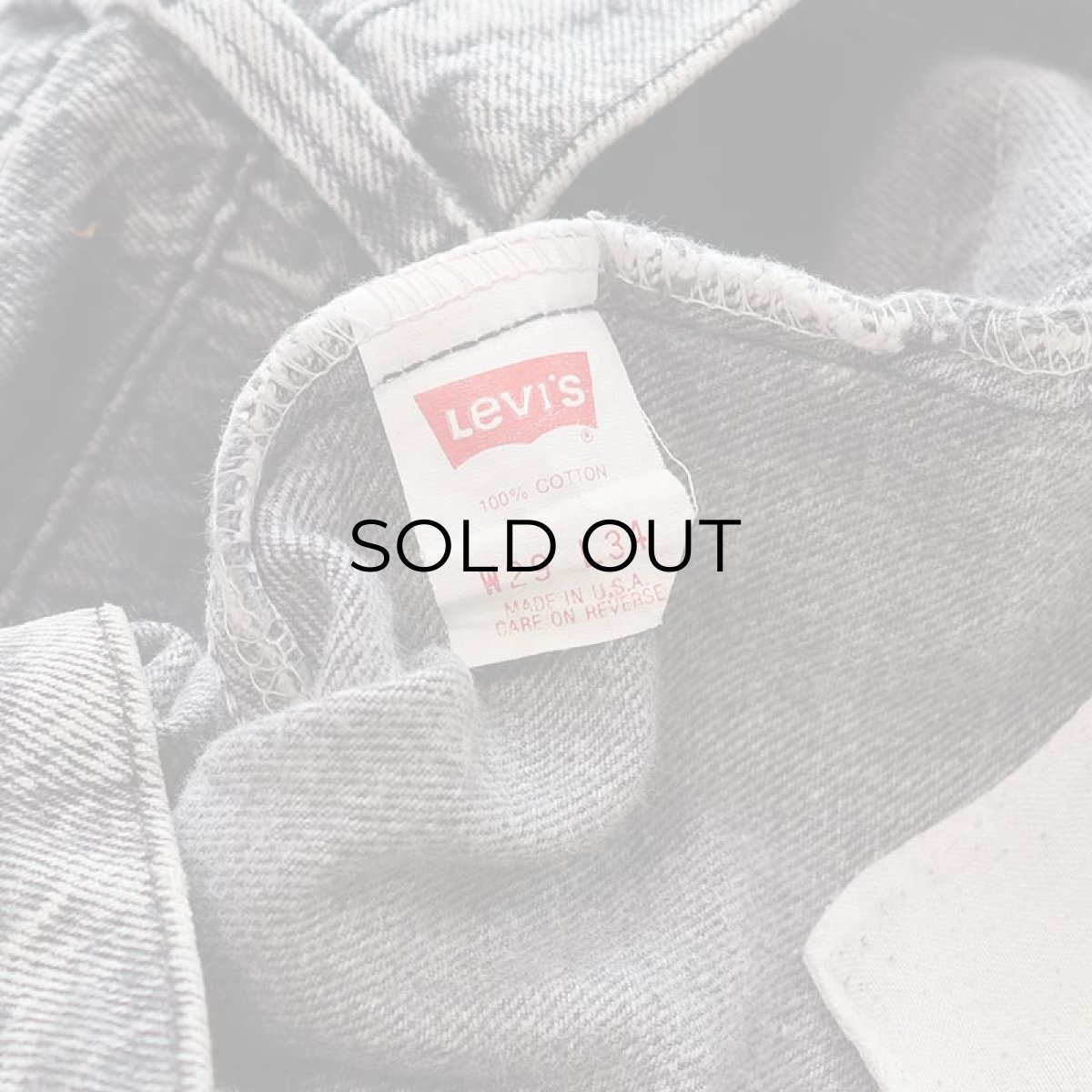 画像7: 80's LEVI'S 550 WHITE WASHED BLACK DENIM RELAXED FIT TAPERED PANTS "made in USA" 【W29 x L30 程度】 (7)