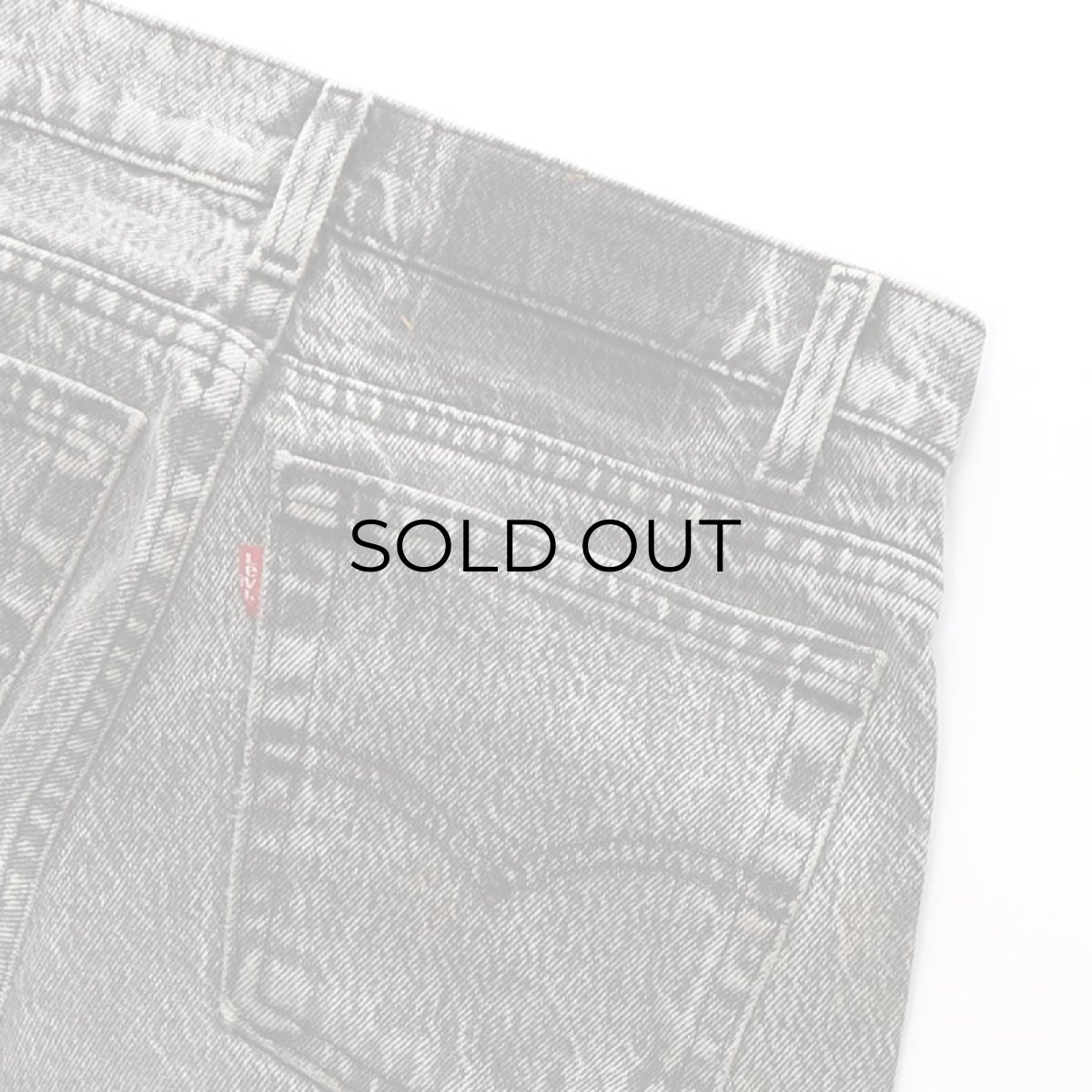 画像9: 80's LEVI'S 550 WHITE WASHED BLACK DENIM RELAXED FIT TAPERED PANTS "made in USA" 【W29 x L30 程度】 (9)