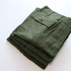 画像1: 60's US ARMY COTTON SATEEN UTILITY BAKER PANTS "DEADSTOCK" "69年"【W26 x L31】 (1)