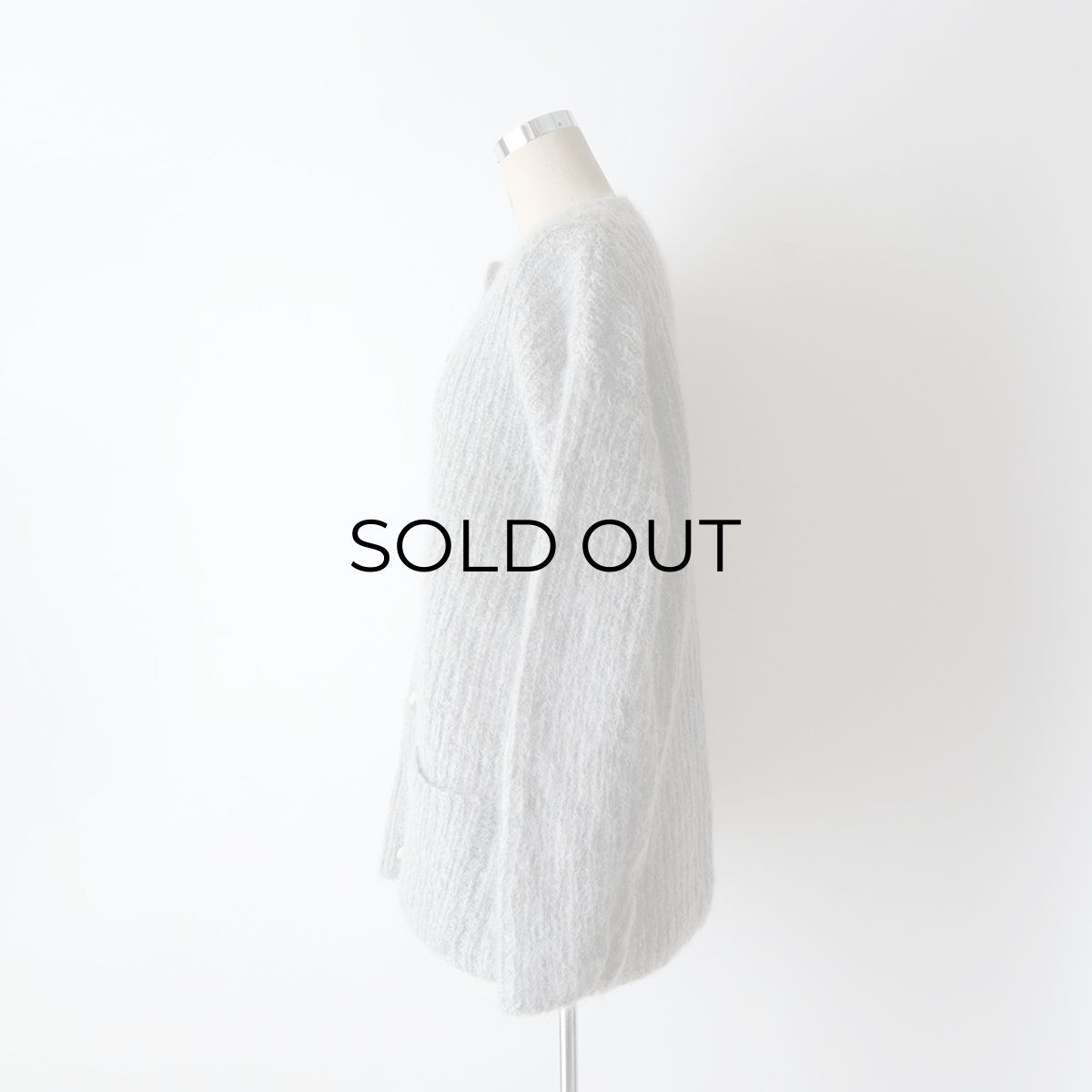 画像10: UNKNOWN BRAND MOHAIR HAND KNIT CREW NECK CARDIGAN (10)