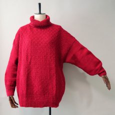 画像7: OLD UNKNOWN BRAND WOOL HAND KNIT TURTLE NECK WIDE SWEATER (7)