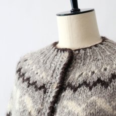 画像9: OLD UNKNOWN BRAND WOOL HAND KNIT ICELANDIC CARDIGAN (9)