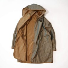 画像2: MYCRA PAC REVERSIBLE HOODED DESIGN COAT (2)