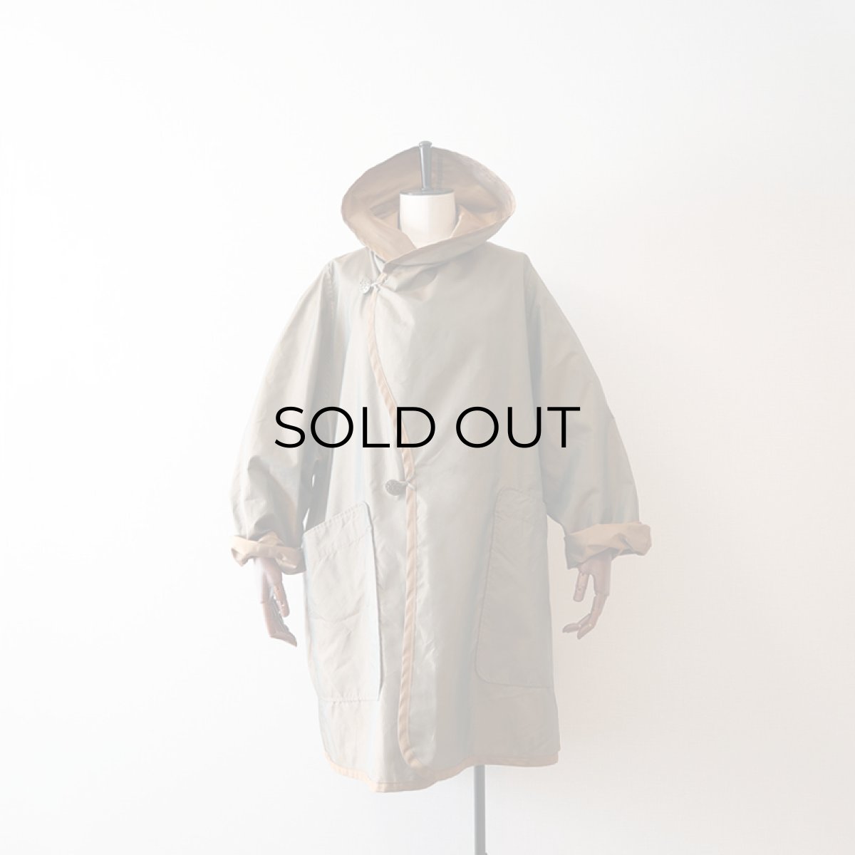 画像11: MYCRA PAC REVERSIBLE HOODED DESIGN COAT (11)