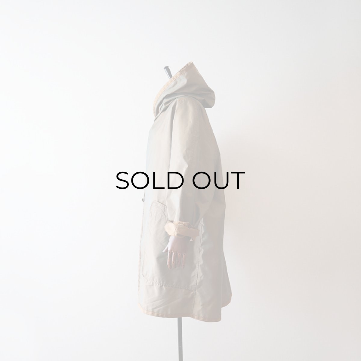 画像12: MYCRA PAC REVERSIBLE HOODED DESIGN COAT (12)