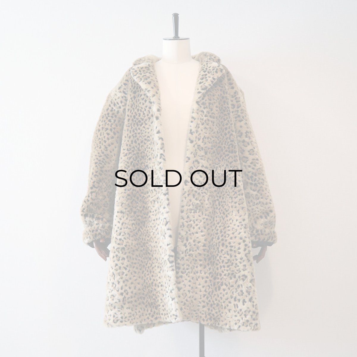 画像10: OLD UNKNOWN BRAND LEOPARD PATTERN FAKE FUR COAT (10)