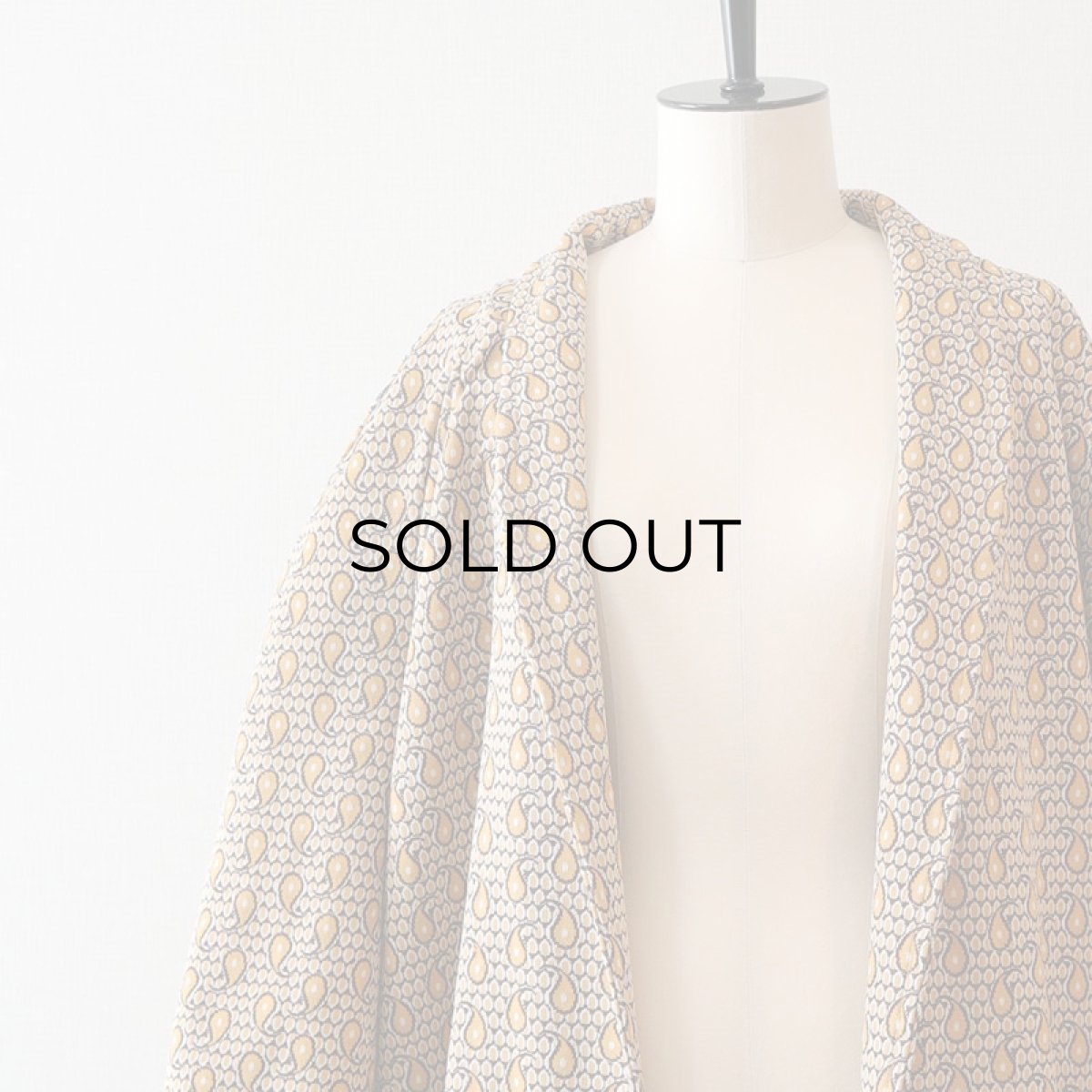 画像8: 〜70's UNKNOWN BRAND ALL OVER JACQUARD 3/4 SLEEVE ROBE (8)