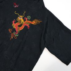 画像8: VINTAGE UNKNOWN BRAND SILK EMBROIDERED SOUVENIR GOWN (8)