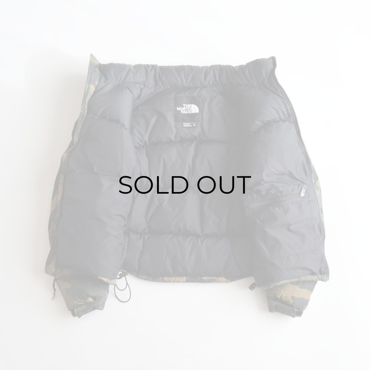画像2: THE NORTH FACE "NOVELTY NUPTSE" CAMOUFLAGE PATTERN DOWN JACKET (2)