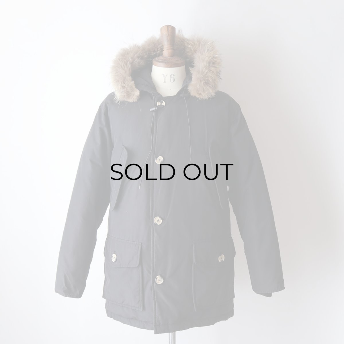 画像12: WILKER BLACK COTTON NYLON FUR HOODED ARCTIC PARKA style DOWN JACKET (12)