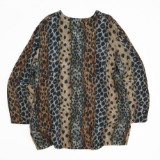 画像2: Felisia CUPRO LEOPARD PRINT V NECK BLOUSE (2)