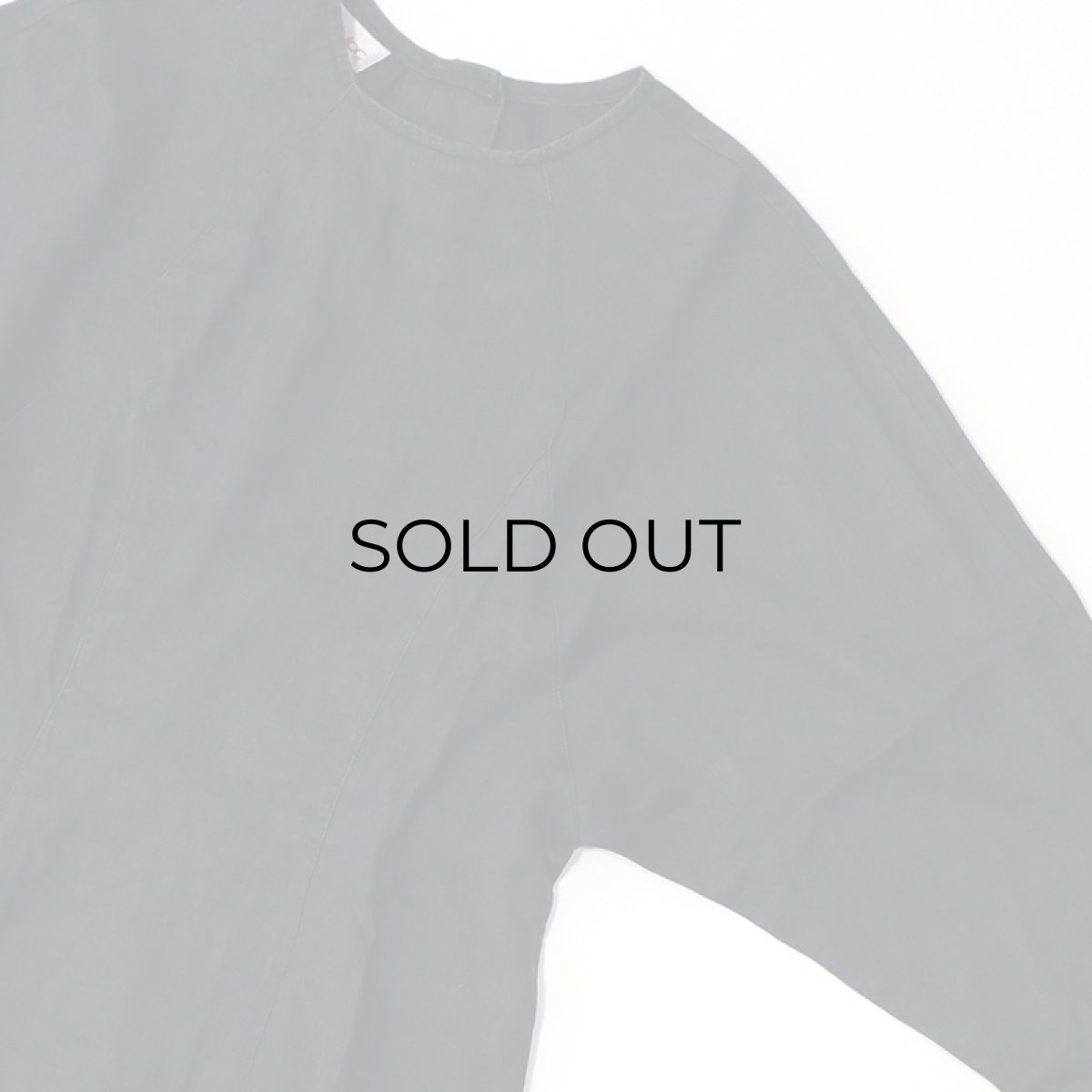 画像4: SALAH TAYLOR RAMIE DOLMAN SLEEVE BACK BUTTON BLOUSE (4)