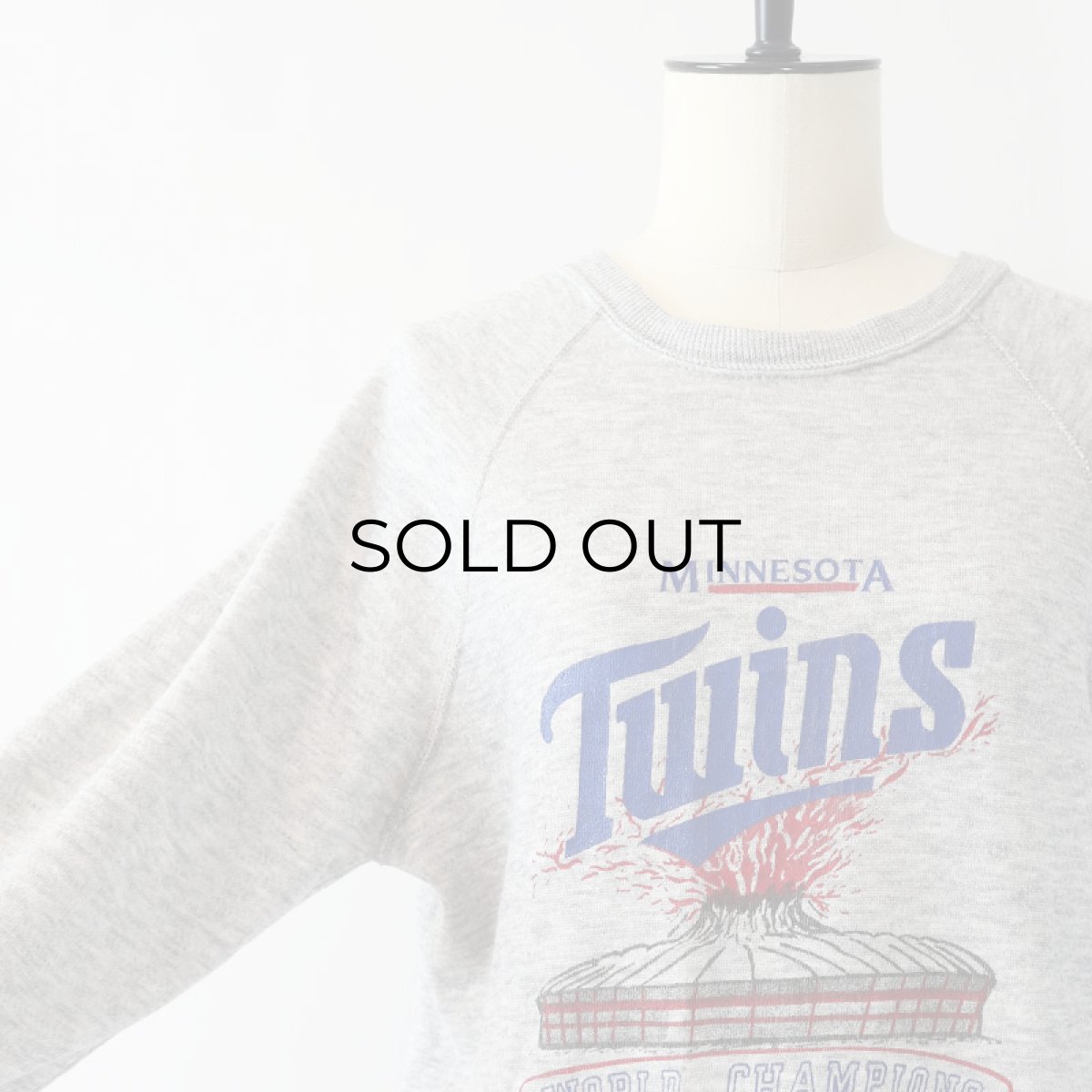画像5: 80's BASSETT-WALKER PRINT BACK HAND PAINT CREW NECK LONG SWEAT "MINNESOTA TWINS" (5)