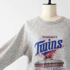 画像5: 80's BASSETT-WALKER PRINT BACK HAND PAINT CREW NECK LONG SWEAT "MINNESOTA TWINS" (5)