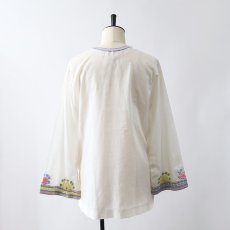 画像15: OLD VELOSO'S EMBROIDERED COLLARLESS BLOUSE (15)