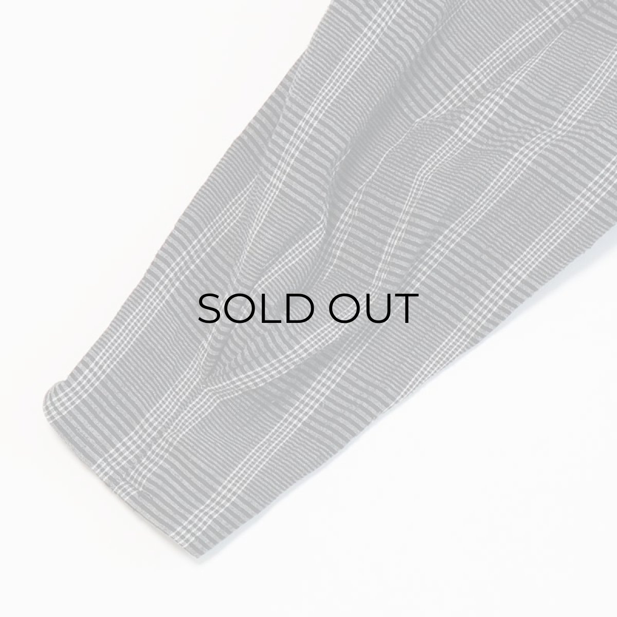 画像5: OLD UNKNOWN BRAND COTTON CHECK TUCK SLEEVE COLLARLESS BLOUSE (5)