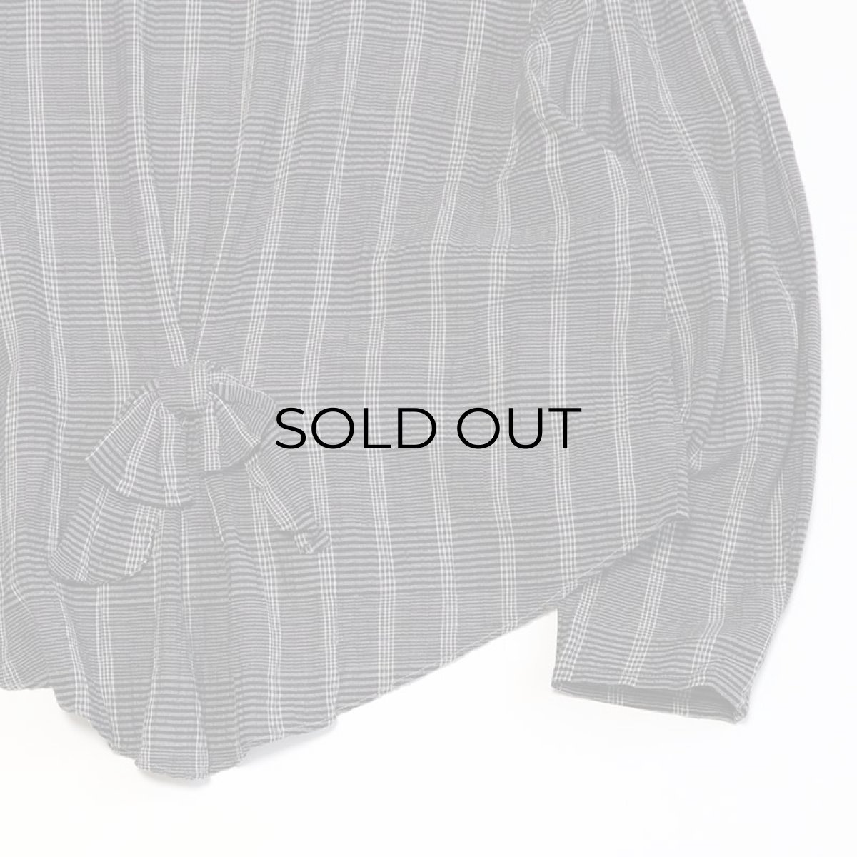 画像4: OLD UNKNOWN BRAND COTTON CHECK TUCK SLEEVE COLLARLESS BLOUSE (4)