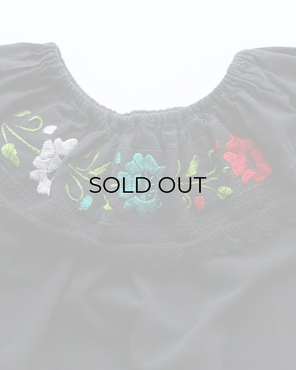 画像3: OLD UNKNOWN BRAND COTTON EMBROIDERED FRILL COLLAR N/S TOP (3)