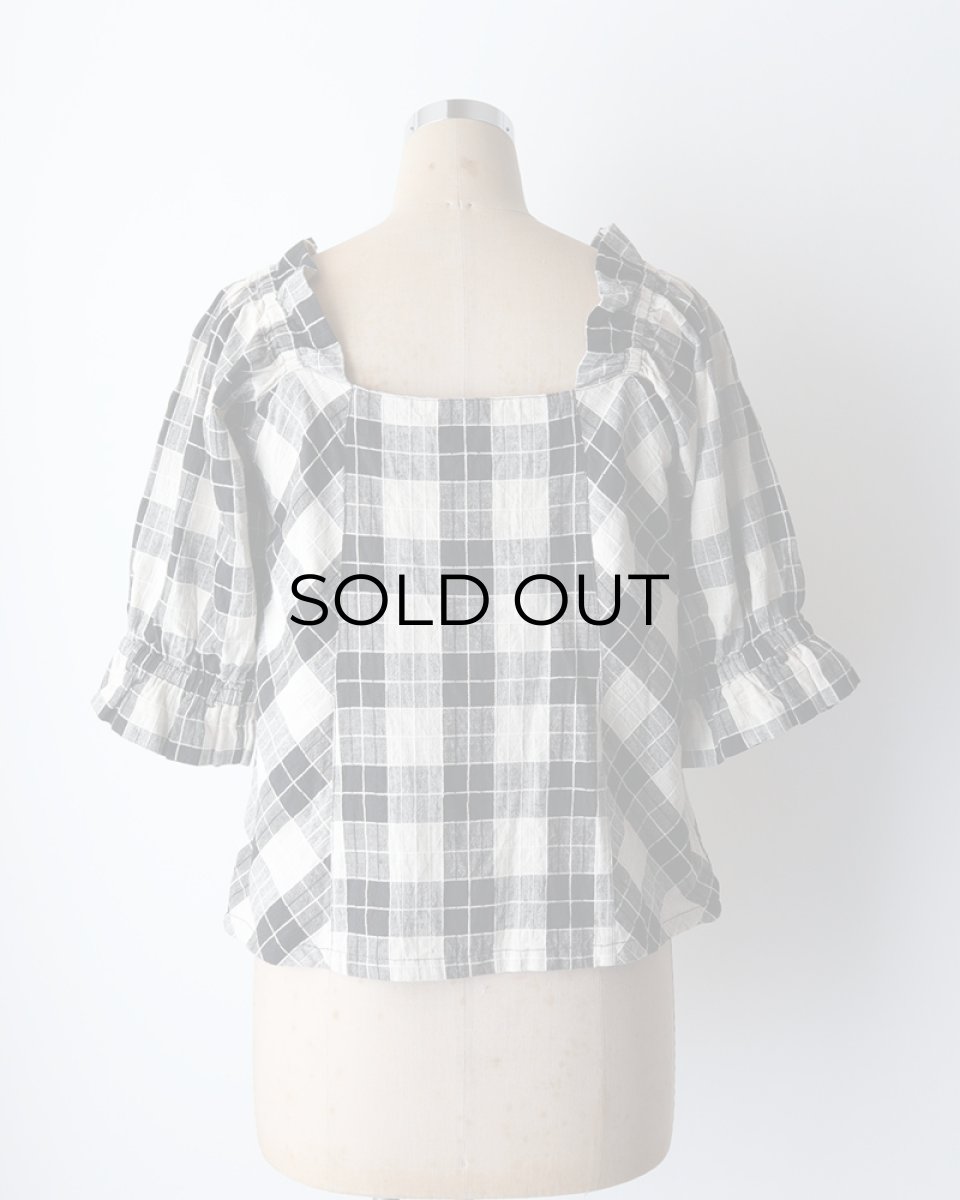 画像11: OLD UNKNOWN BRAND COTTON LINEN CHECK SQUARE FRILL NECK BLOUSE (11)