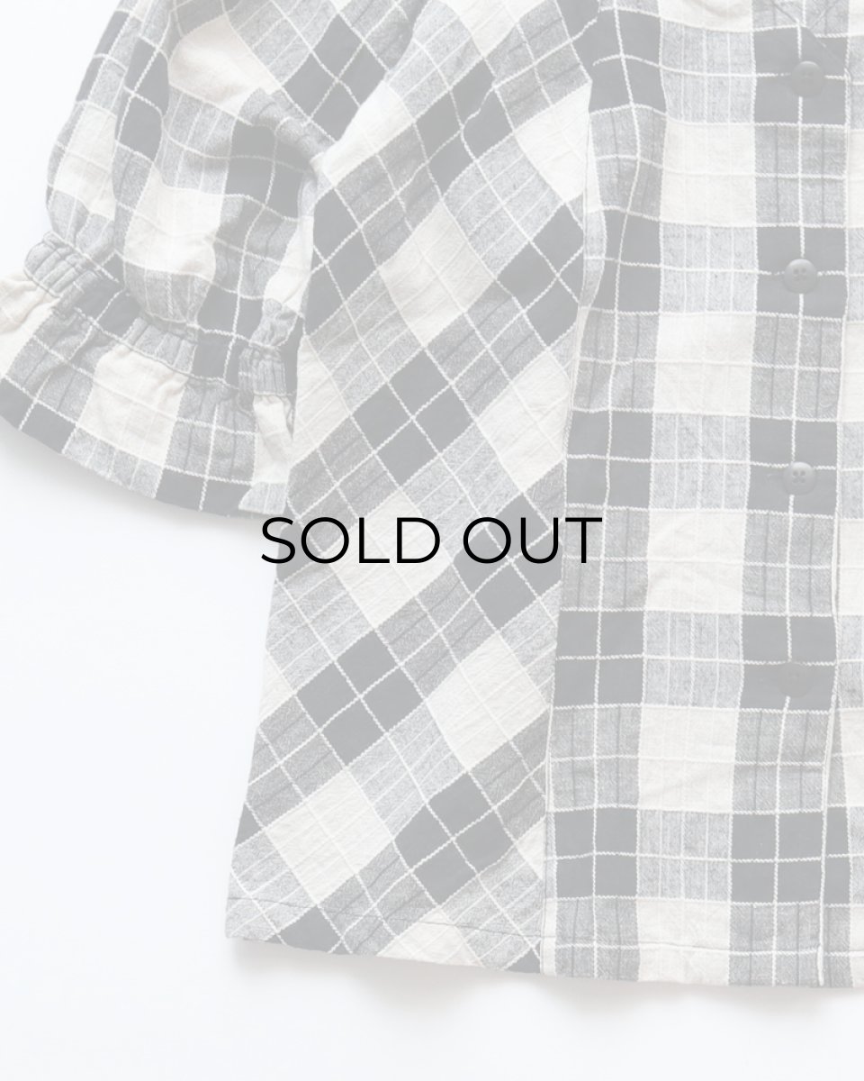 画像4: OLD UNKNOWN BRAND COTTON LINEN CHECK SQUARE FRILL NECK BLOUSE (4)