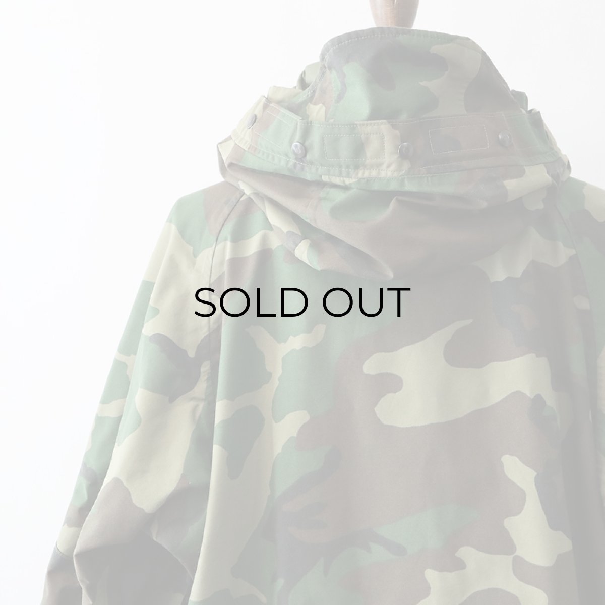 画像8: 90's US ARMY GORE-TEX WOODLAND CAMOUFLAGE COLD WEATHER PARKA 【SIZE : LARGE-REGULAR】 (8)