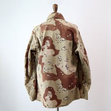 画像15: 〜90's US ARMY COTTON NYLON DESERT CAMOUFLAGE COMBAT JACKET【SIZE : MEDIUM-REGULAR】 (15)