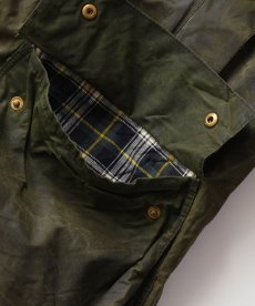 画像11: OLD Barbour "BORDER" WAXED COTTON FIELD COAT with HOOD "MADE IN ENGLAND" (11)