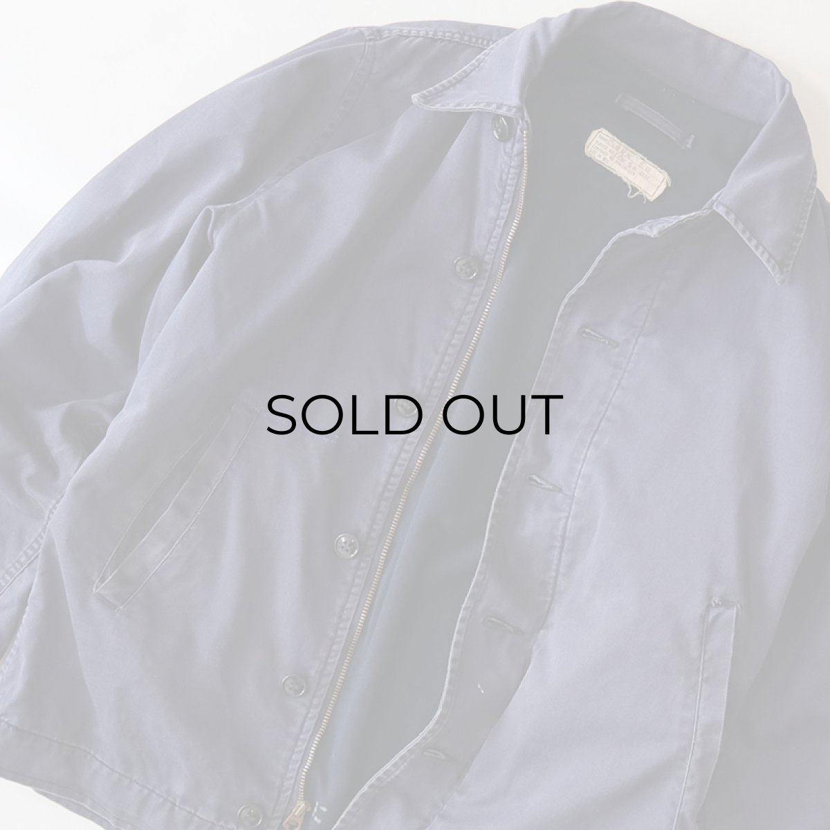 画像4: 〜70's US NAVY COTTON SATEEN UTILITY JACKET 【Size : 36R】 (4)