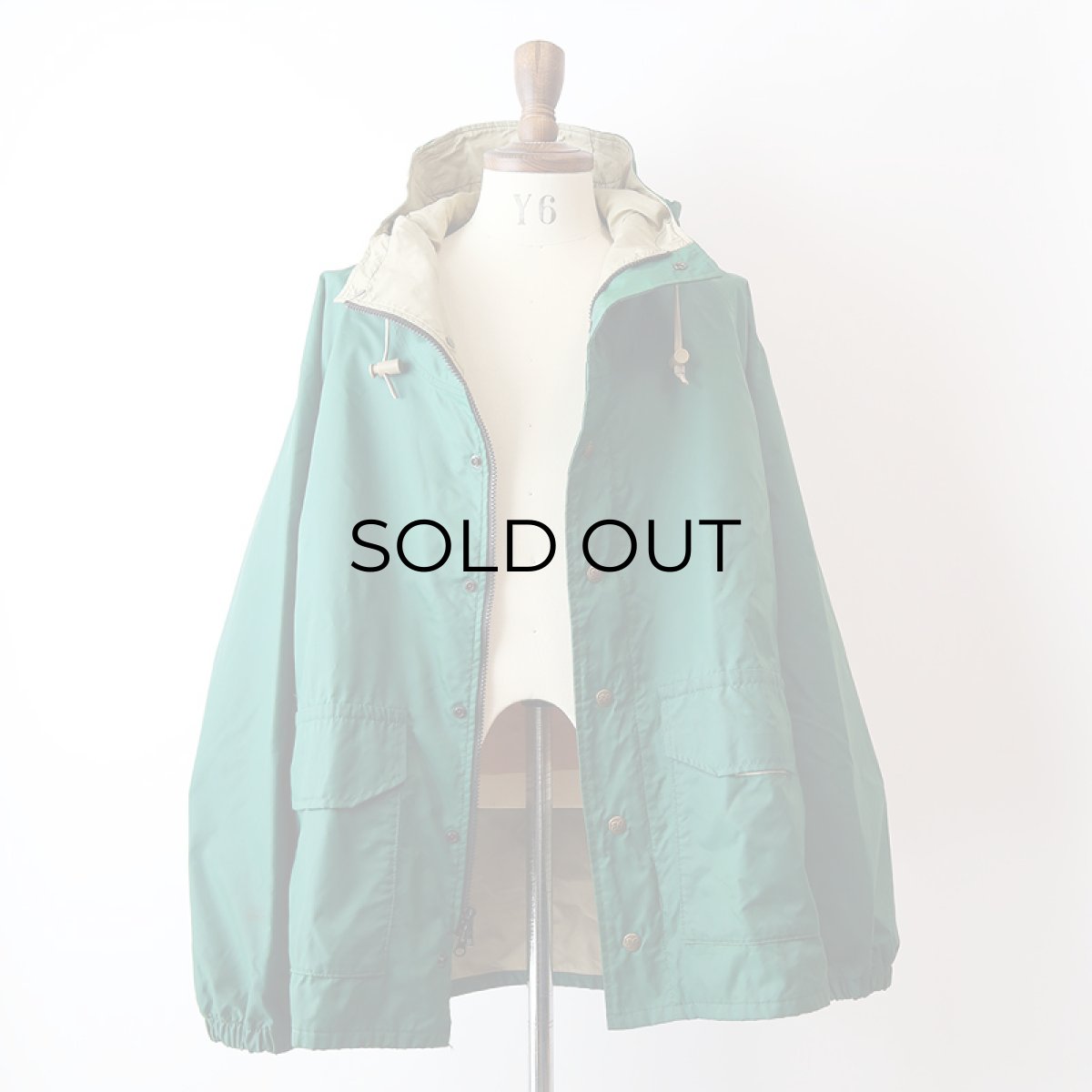 画像4: 〜80's Eddie Bauer HEAVY NYLON MOUNTAIN PARKA (4)