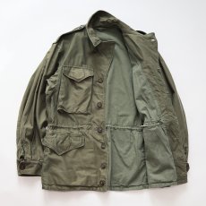 画像2: 40's US ARMY M-43 COTTON SATEEN FIELD JACKET 【36 R】 (2)